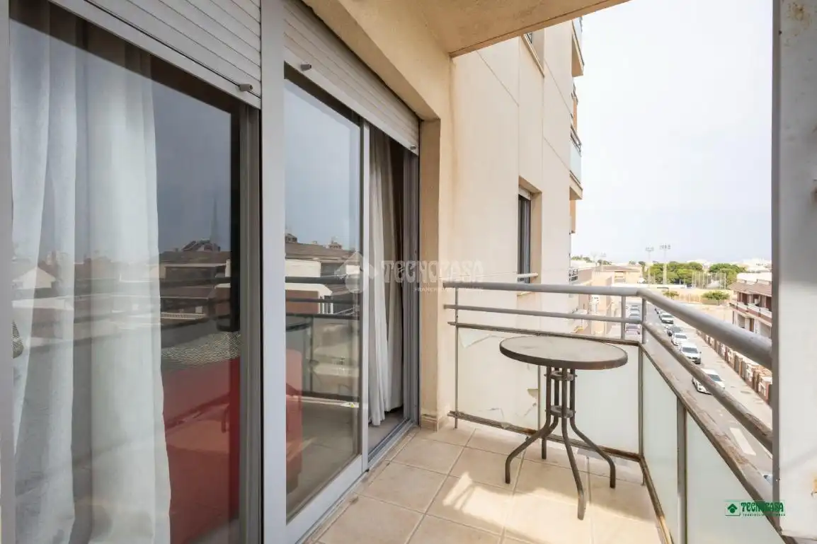 Terraza de Piso en venta en Almería con Amueblado