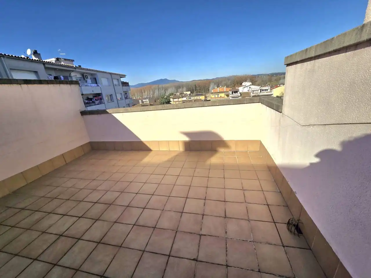 Terraza de Piso en venta en Salt con Calefacción, Terraza y Trastero