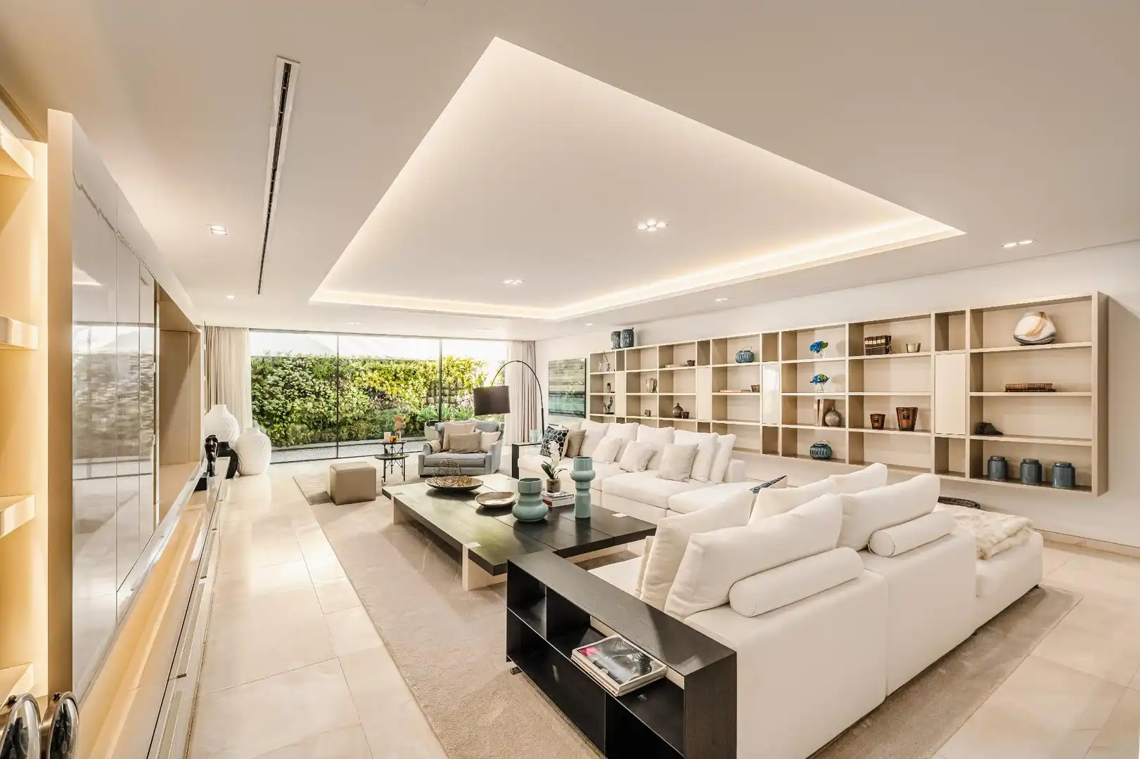 Villa mit Pool zum Verkauf in Nueva Andalucía, imagen 12