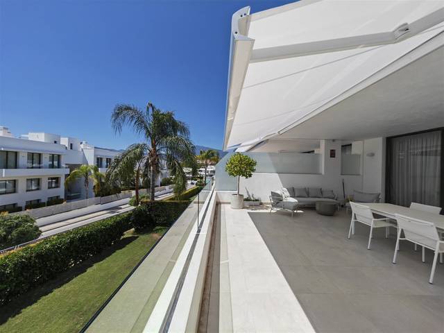 Apartamento en Venta en Benatalaya