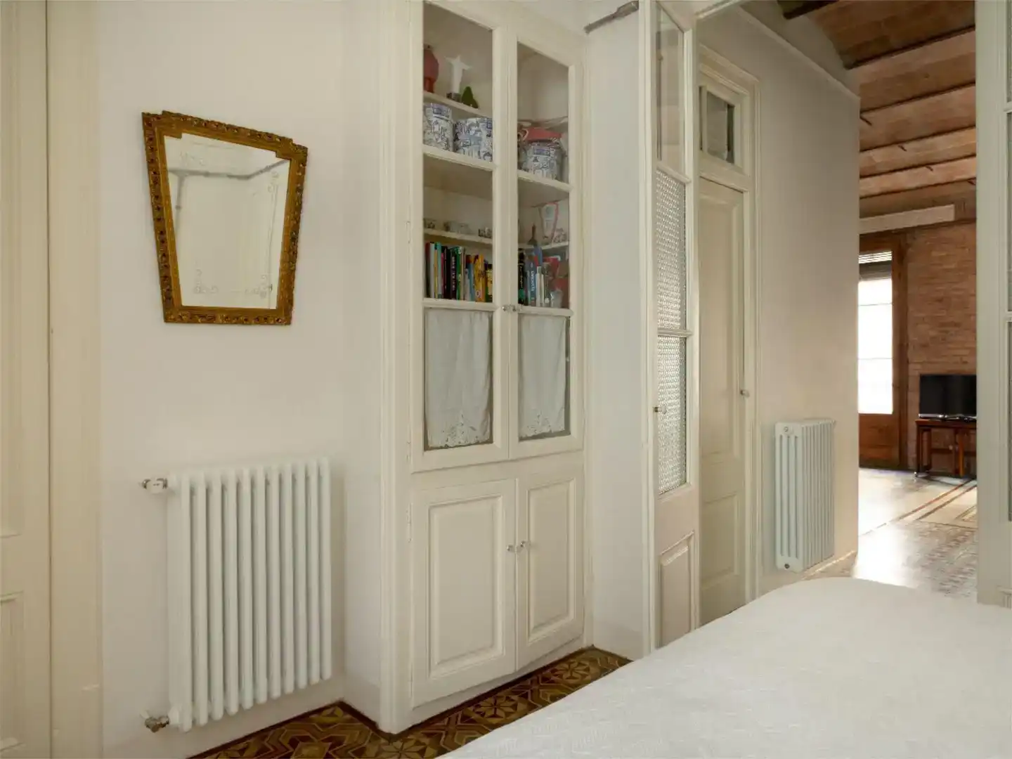 Schlafzimmer von Wohnung zur Miete in  Barcelona Capital mit Klimaanlage und Balkon