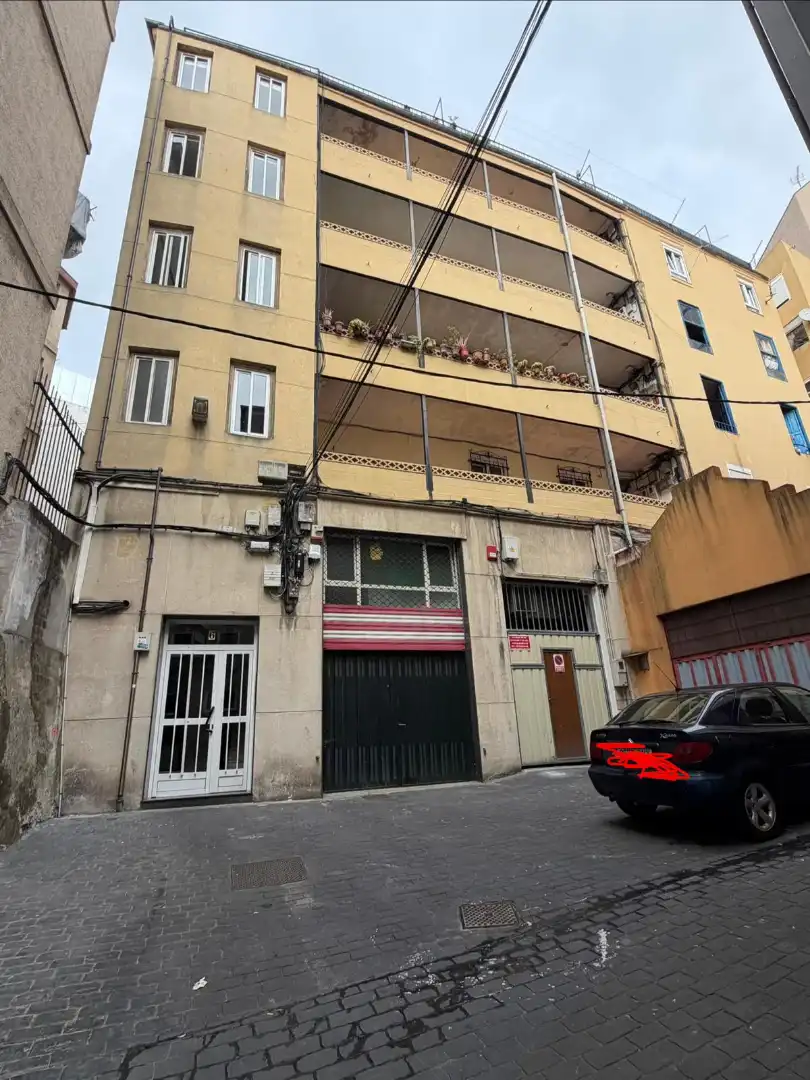 Local comercial en venda a Pasaje Cervantes 6, imagen 2