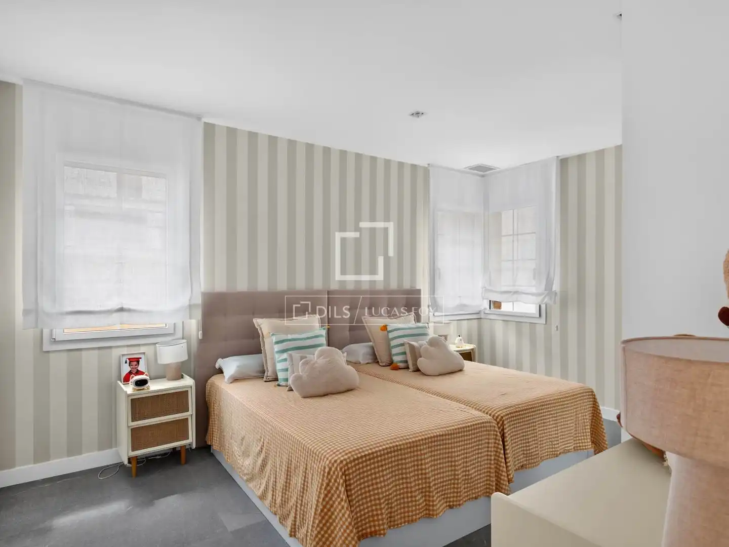 Bedroom of Houses for sale in Badalona  with Air Conditioner, Heating and Private garden