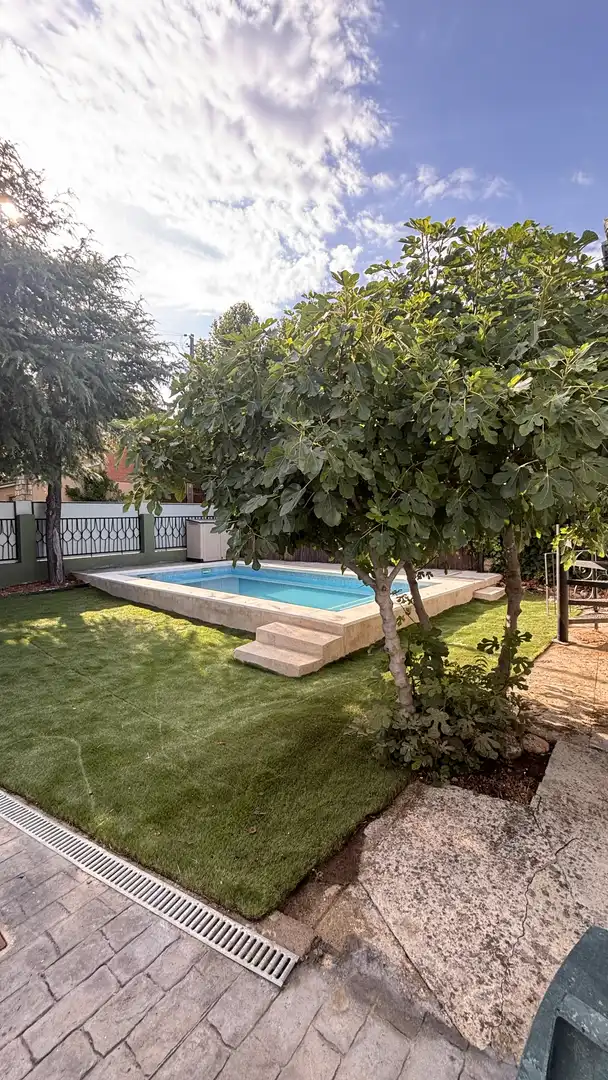 Piscina de Casa o xalet en venda en Escalona amb Aire condicionat, Terrassa i Piscina
