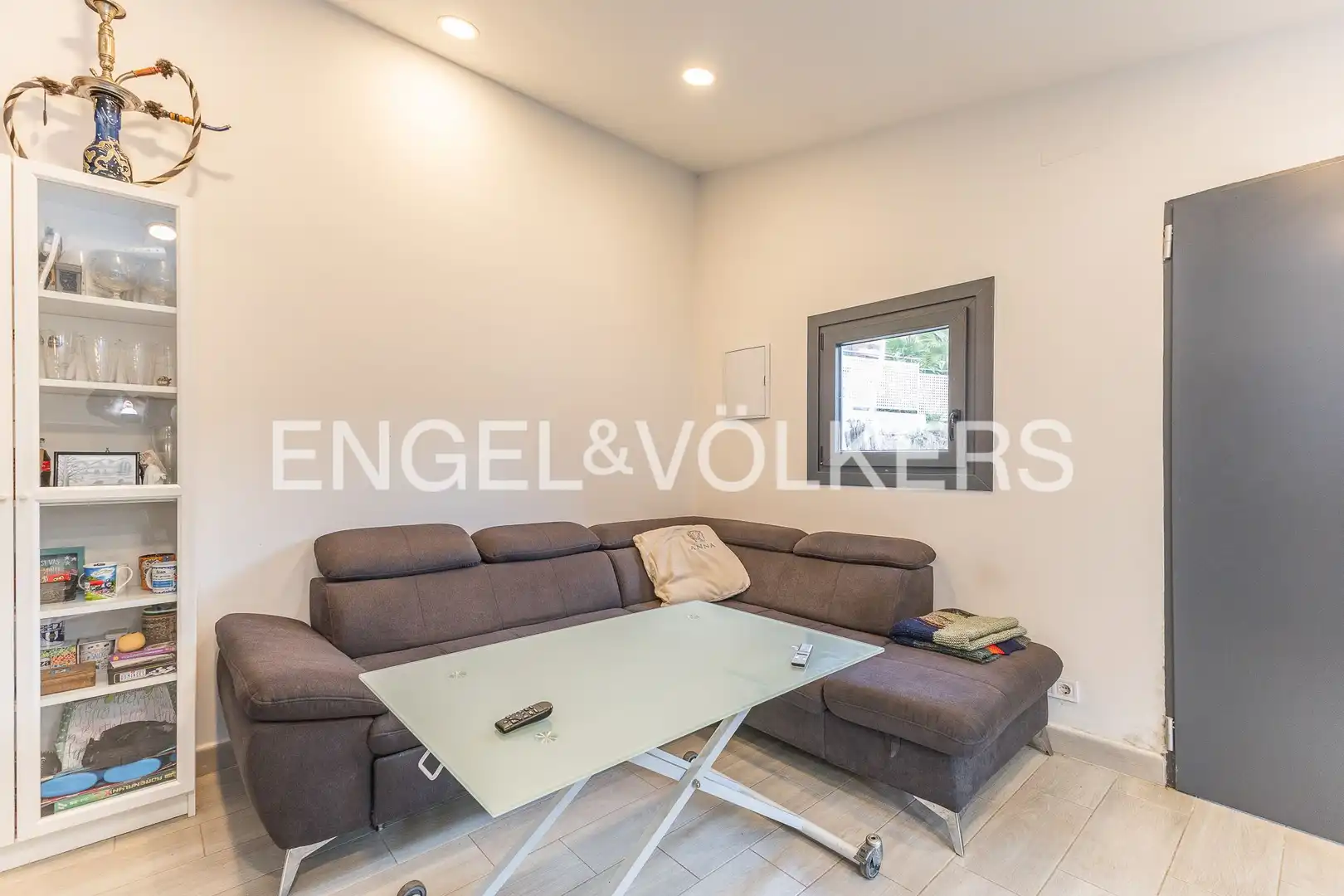 Sala de estar de Casa o chalet en venta en Palau-solità i Plegamans con Aire acondicionado, Calefacción y Jardín privado