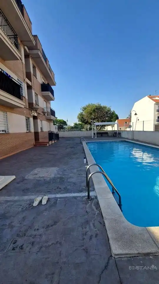 Piscina de Pis en venda en Museros