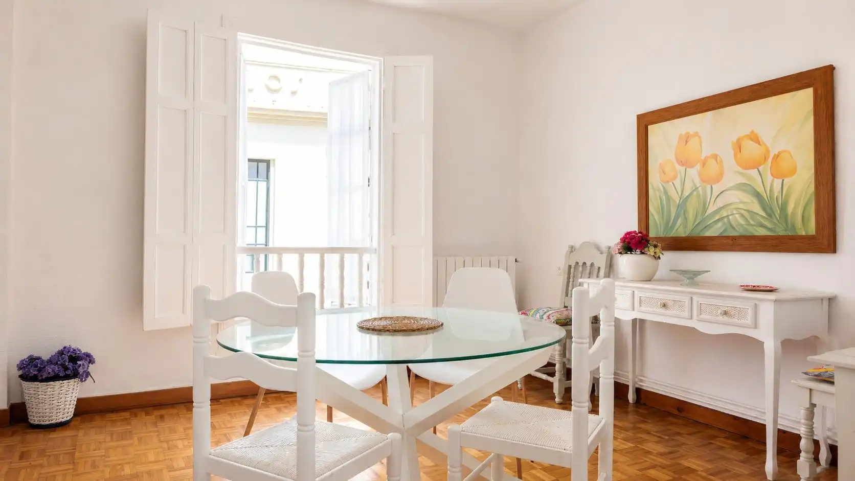 Comedor de Piso en venta en Comillas (Cantabria) con Calefacción