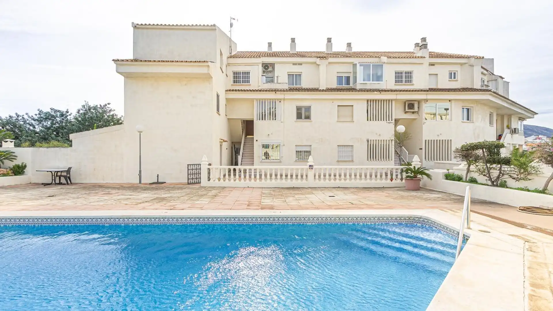 Piscina de Apartamento de alquiler en Altea con Aire acondicionado, Terraza y Trastero