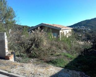 Building for sale in Vallirana