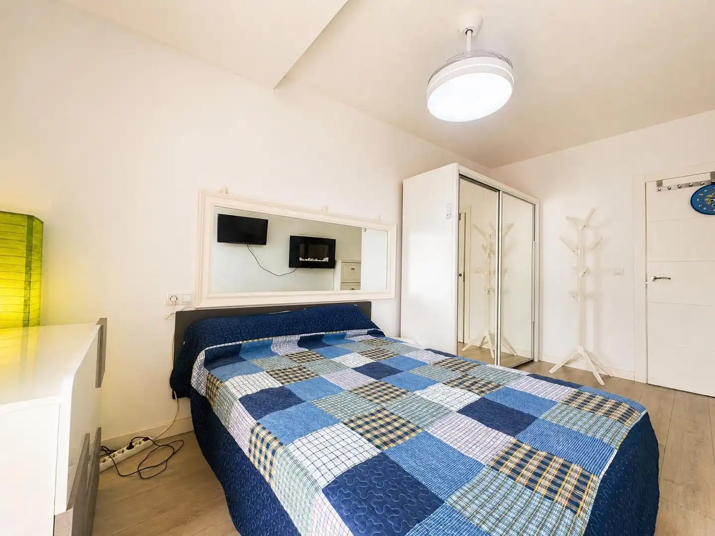 Bedroom of Apartments for sale in Sorvilán  with Parquet flooring and Terrace