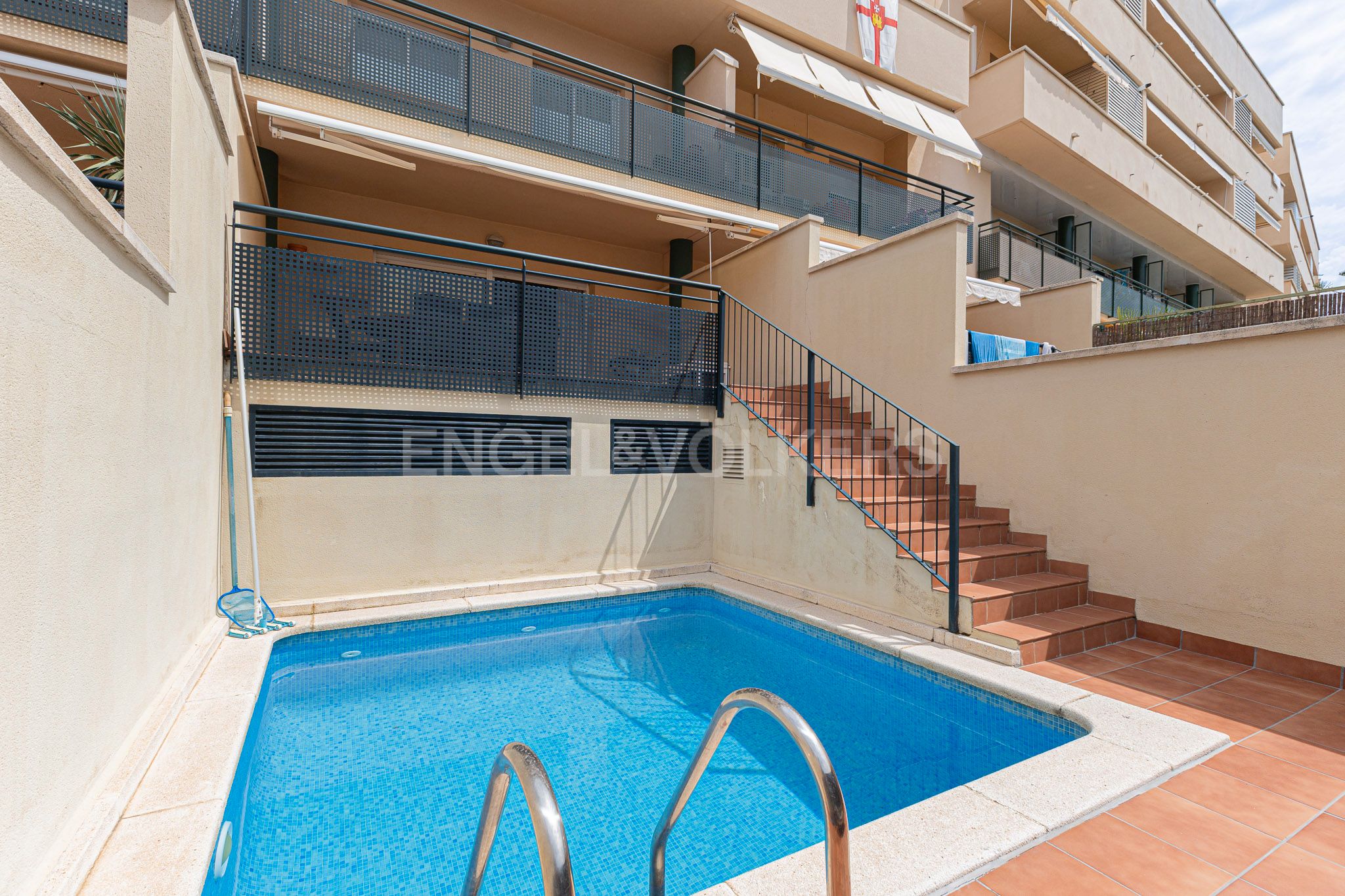 Piscina de Dúplex en venda en Sitges amb Calefacció, Jardí privat i Terrassa