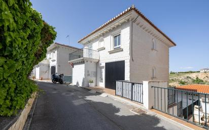 Exterior view of House or chalet for sale in Gójar  with Heating, Private garden and Terrace