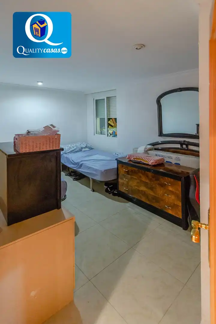 Habitación de Apartamento en venta en Alicante / Alacant con Aire acondicionado y Terraza