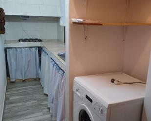 Cuina de Apartament de lloguer en Sanlúcar la Mayor amb Aire condicionat