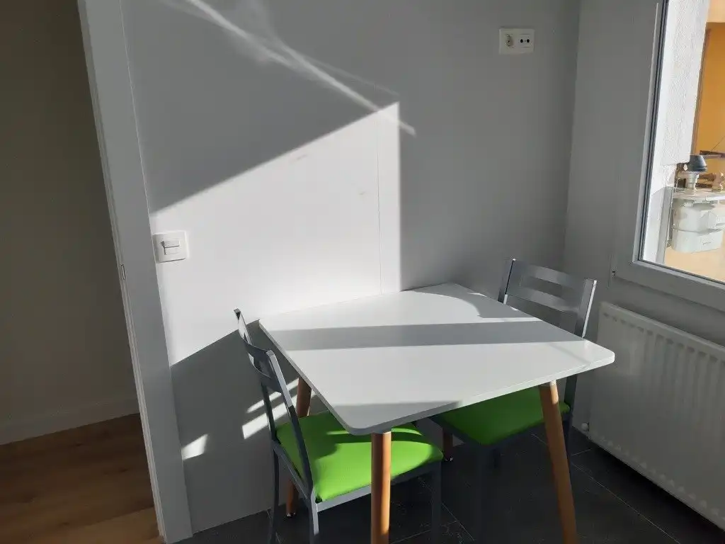 Comedor de Apartamento en venta en Burgos con Calefacción y Amueblado