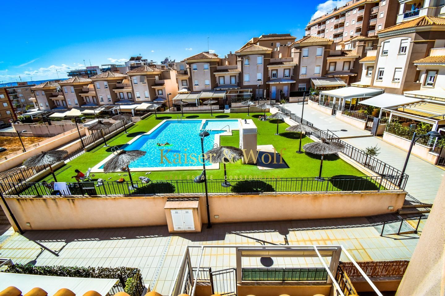 Swimming pool of House or chalet for sale in Santa Pola  with Air Conditioner, Terrace and Furnished