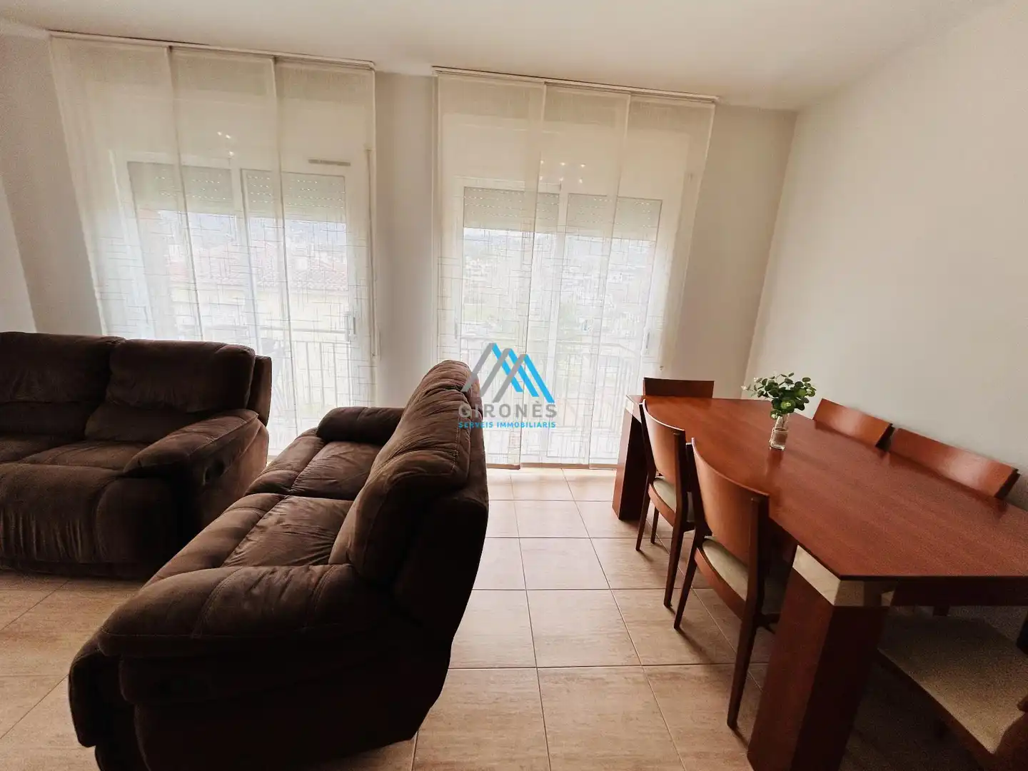 Sala de estar de Piso en venta en Santa Cristina d'Aro con Calefacción, Trastero y Amueblado