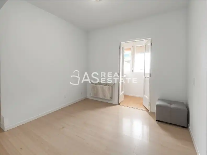 Piso en venta en Madrid con Aire acondicionado y Amueblado