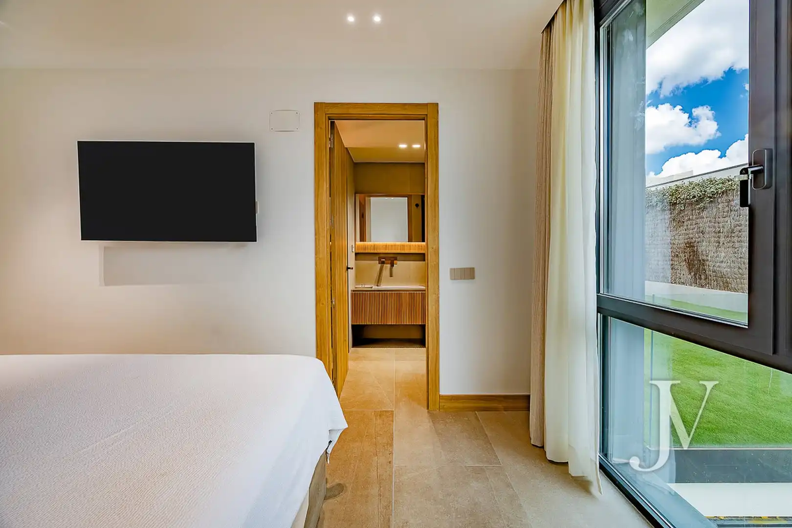 Habitación de Casa o chalet en venta en Boadilla del Monte con Aire acondicionado, Calefacción y Jardín privado
