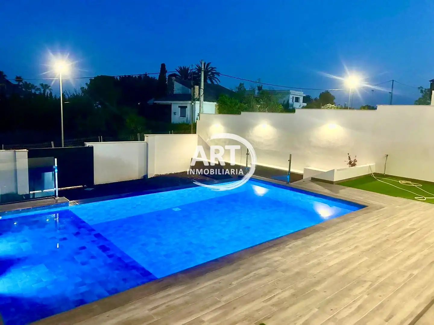 Swimming pool of Houses for sale in San Antonio de Benagéber  with Air Conditioner, Heating and Private garden