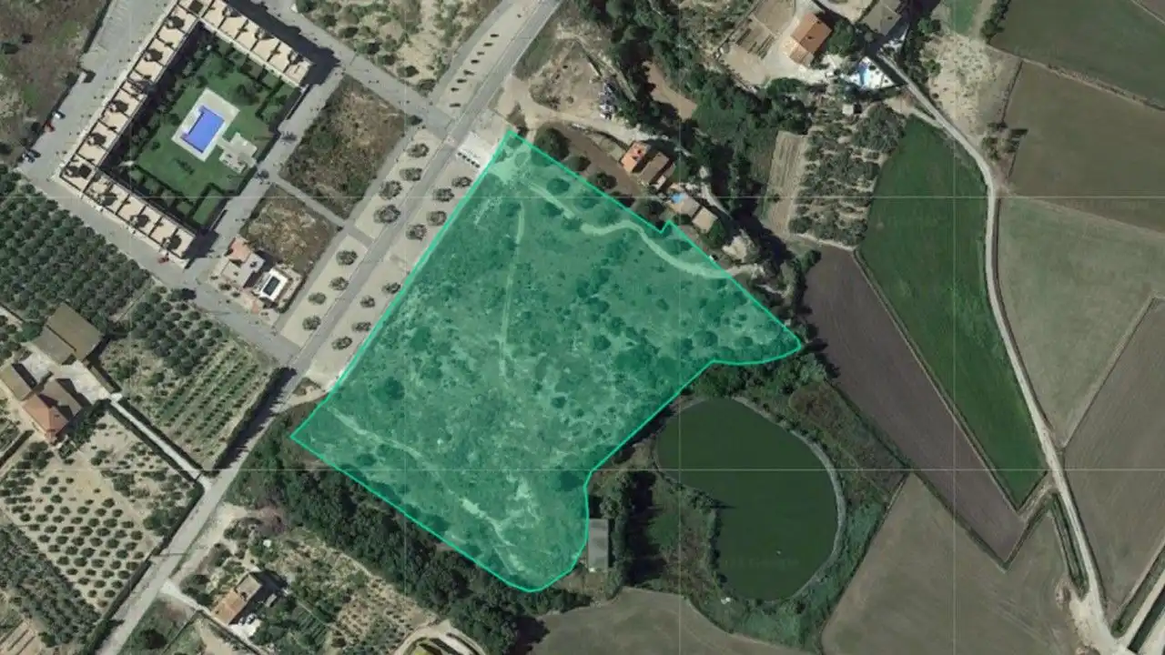 Terreny residencial en venda a Calle Copenhagen, imagen 2