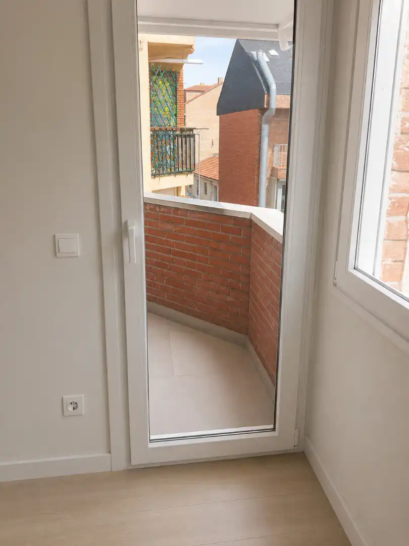 Casa en venta en Calle de Zaragoza, imagen 3