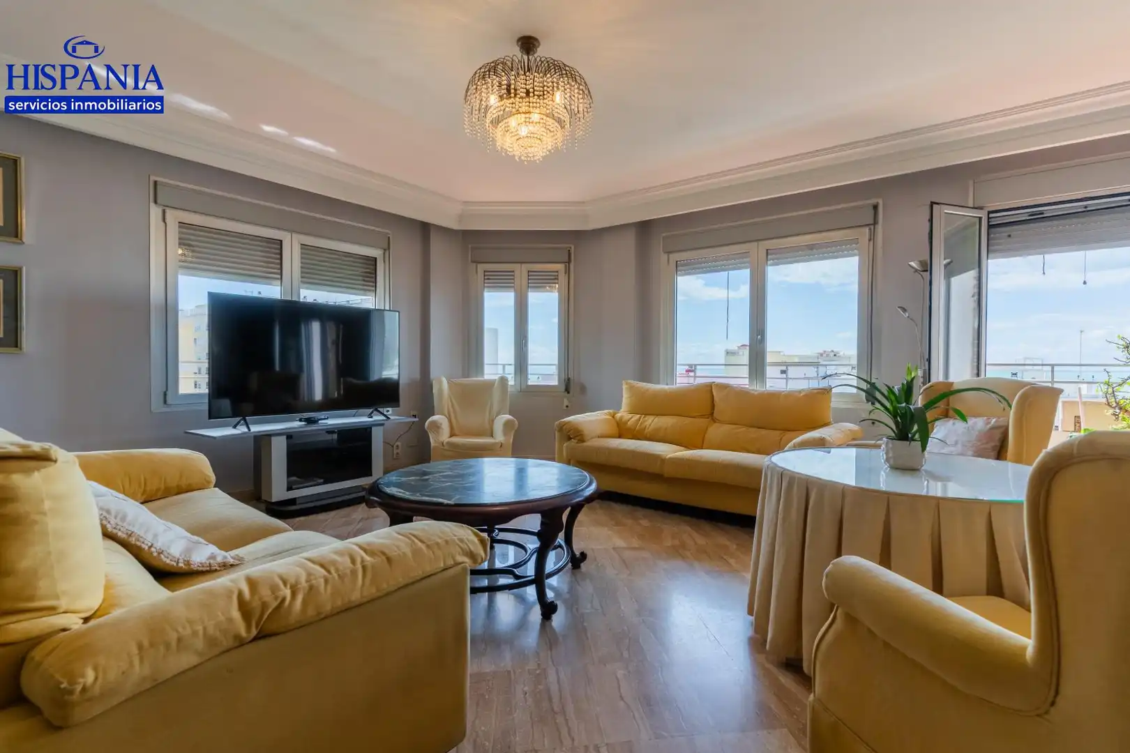 Wohnzimmer von Wohnung zum Verkauf in Cádiz mit Klimaanlage, Terrasse und Abstellraum