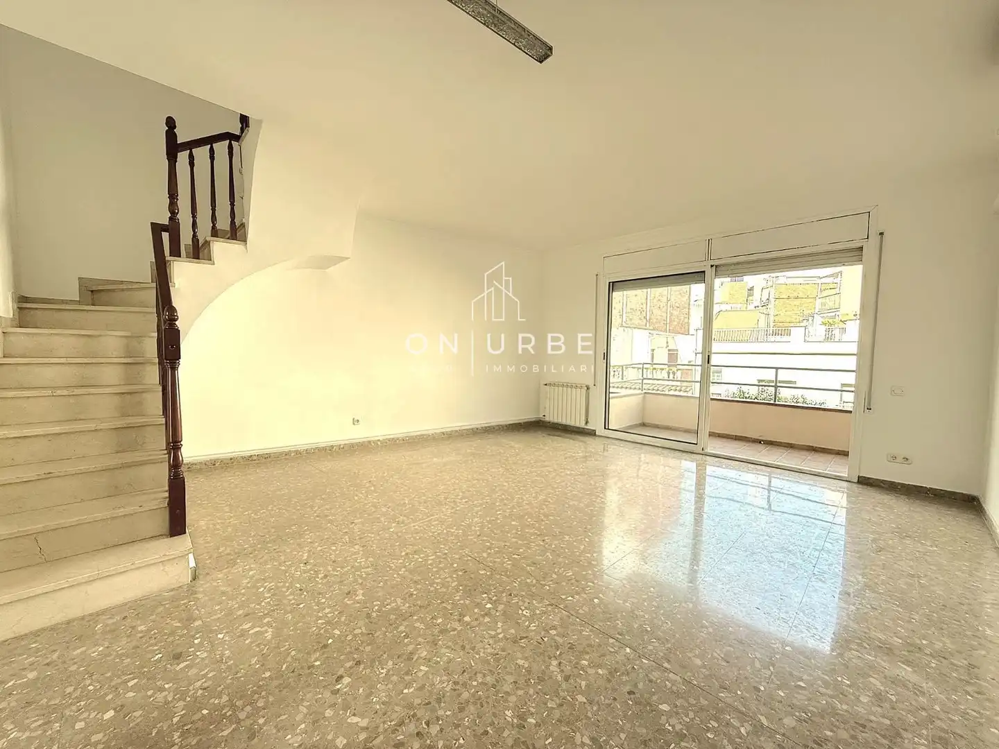 Vista exterior de Dúplex en venta en Montigalà - Sant Crist