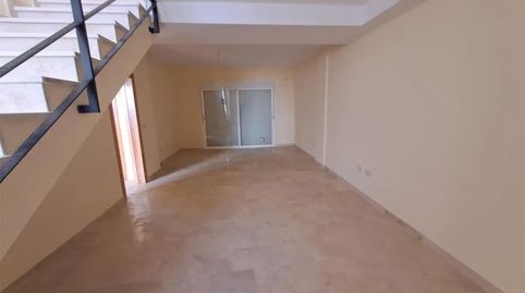 Foto 3 de Dúplex en venta en Calle Cañada de Overo, 43, Lebrija, Sevilla