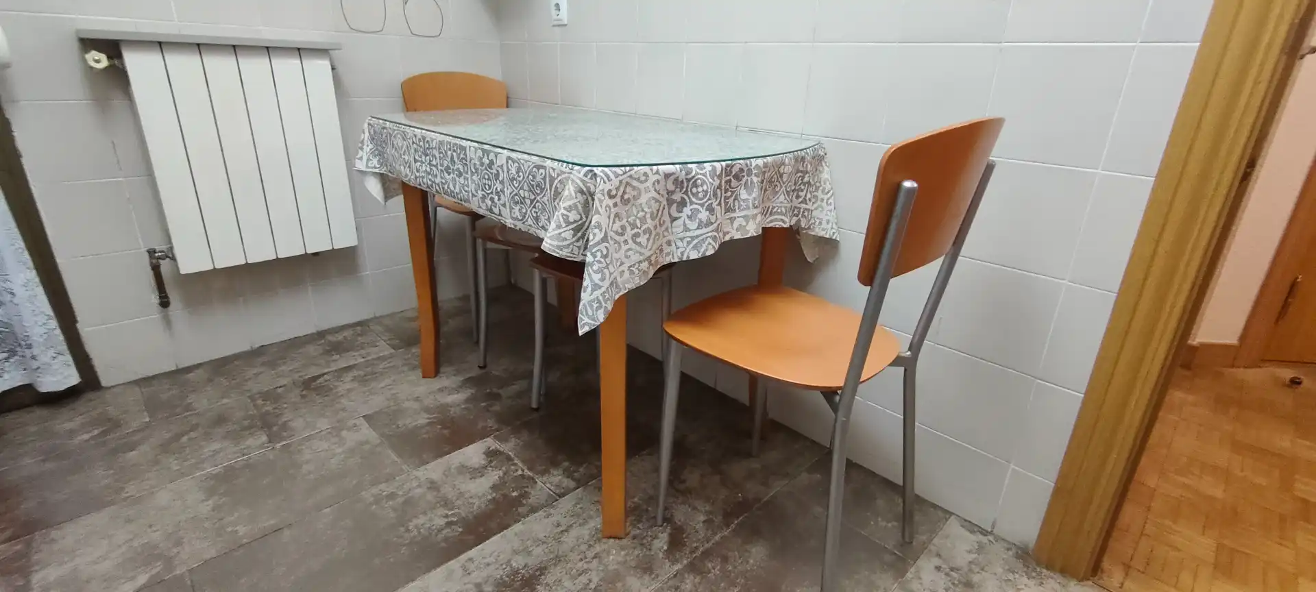Comedor de Piso en venta en  Logroño con Calefacción, Parquet y Trastero