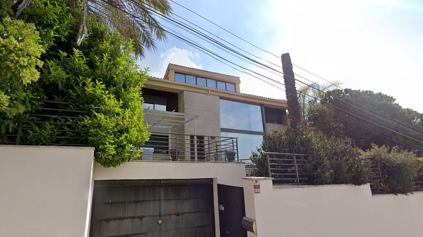 House or chalet for sale in Xiroi