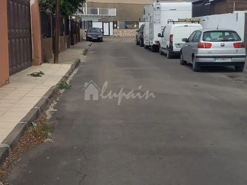 Vista exterior de Casa o xalet en venda en Arona