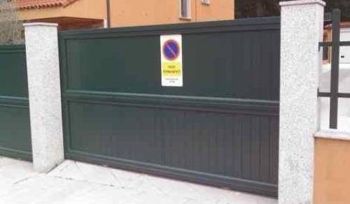 Garaje en Alquiler en Passeig dels Tarongers en El Poal