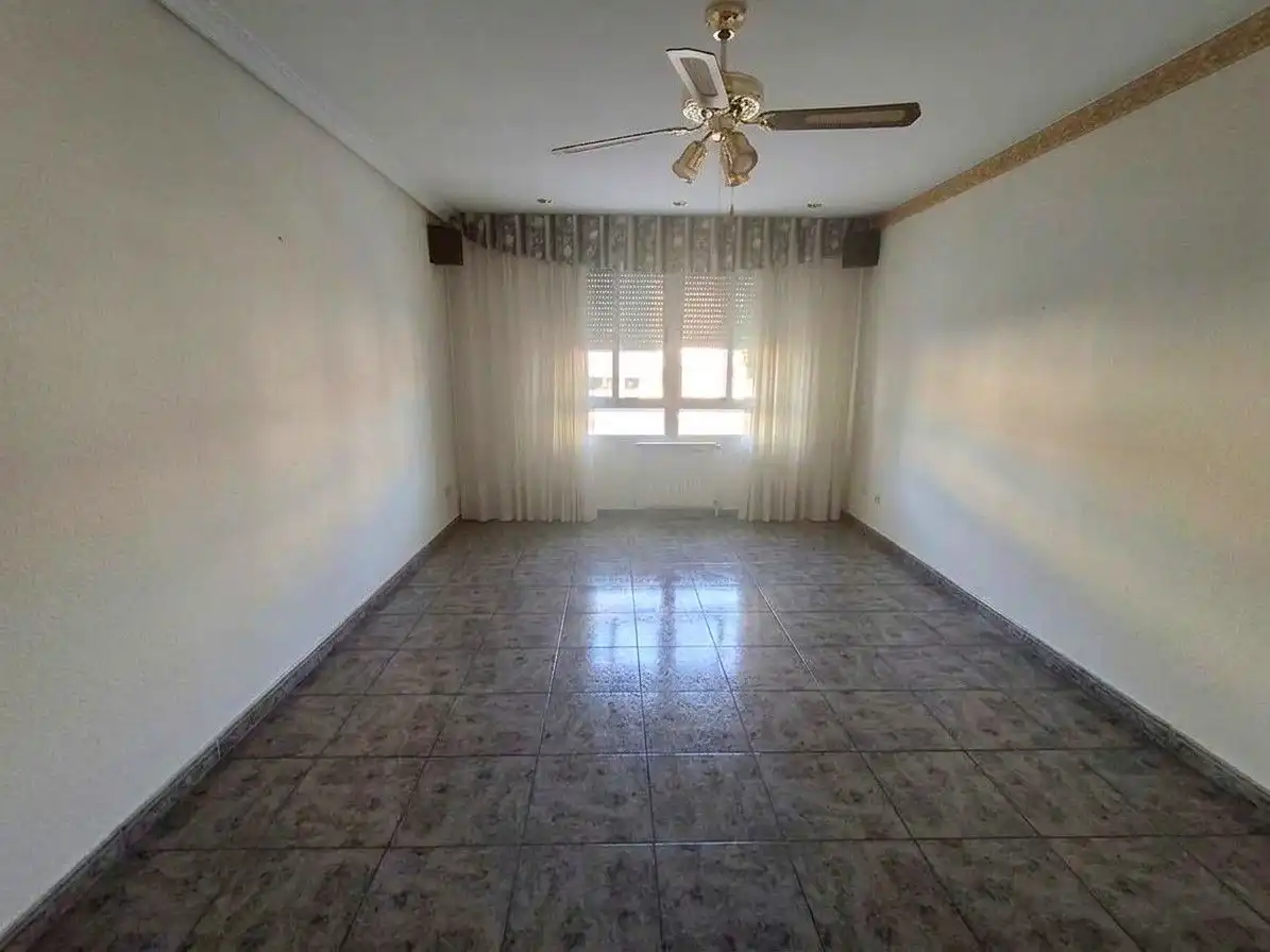 Piso en venta en La Roda