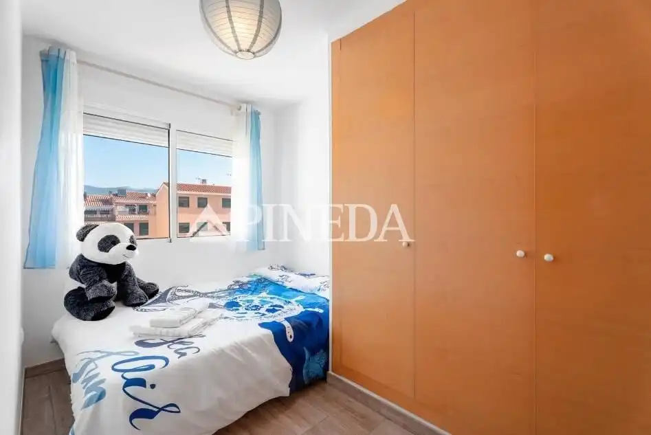 Dormitori de Casa adosada en venda en Soneja amb Aire condicionat, Calefacció i Terrassa