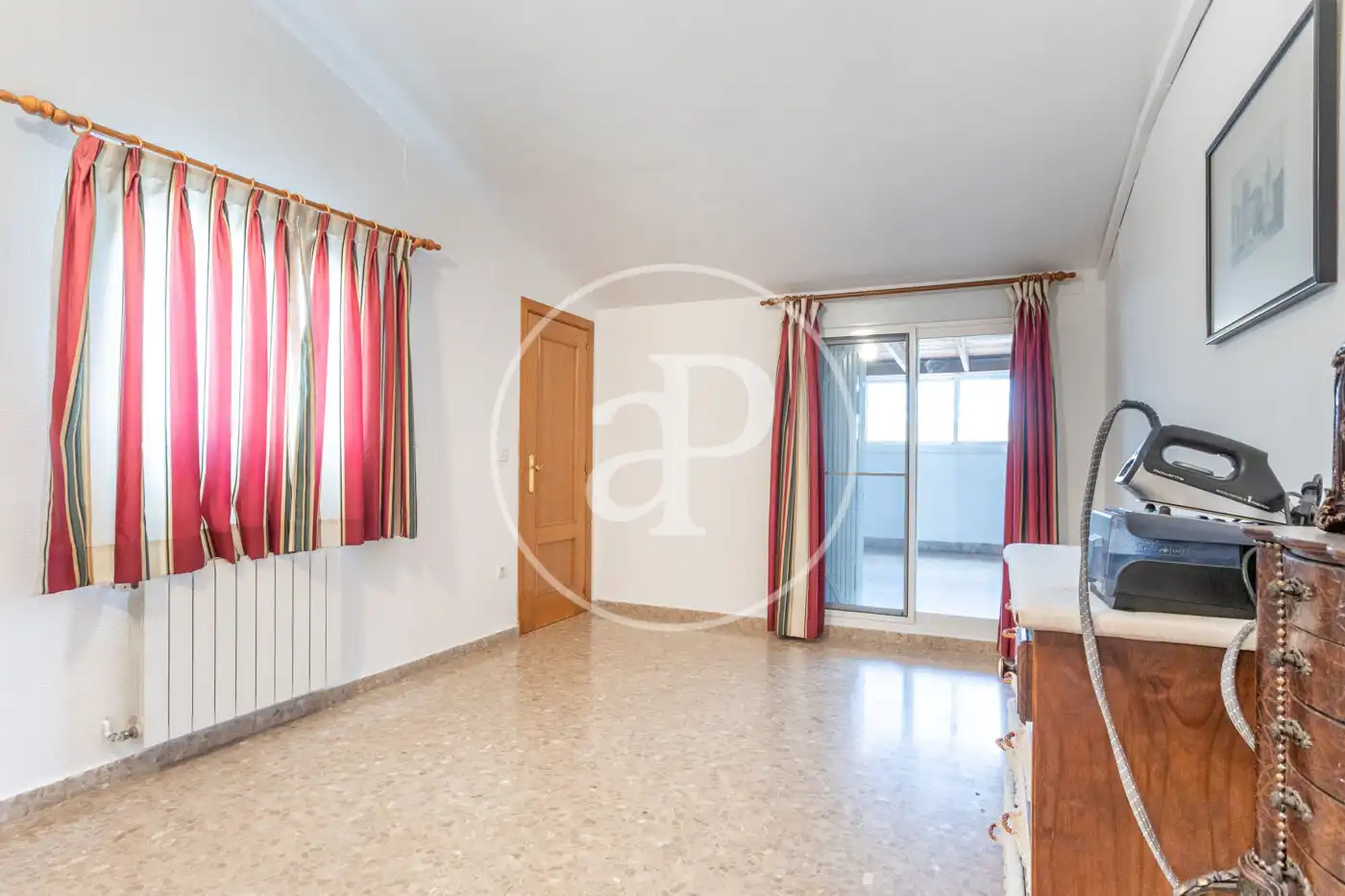 Sala d'estar de Pis de lloguer en Valencia amb Aire condicionat, Calefacció i Terrassa