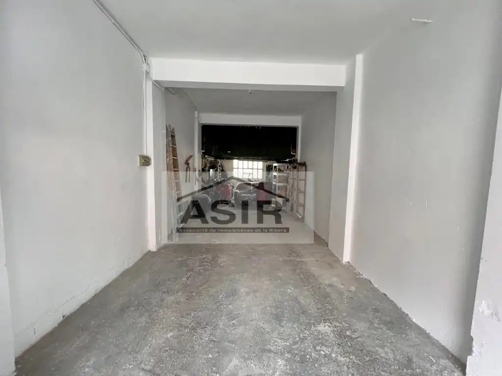 Local en venta en Alzira