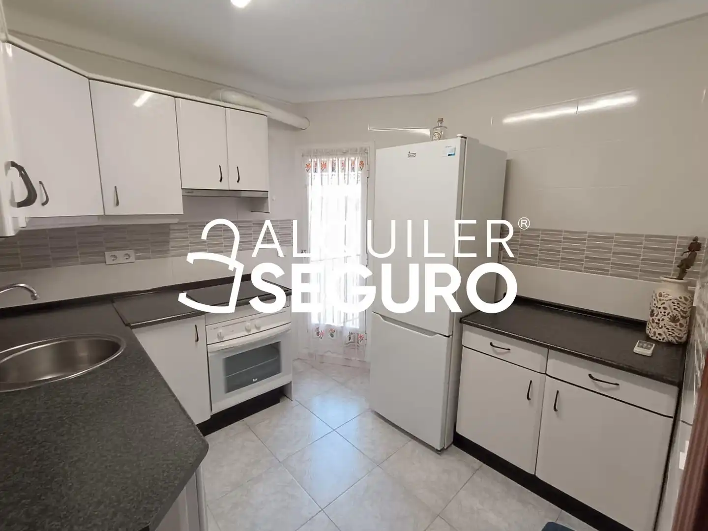 Kitchen of Flat for rent in Getafe  with Air Conditioner, Heating and Terrace