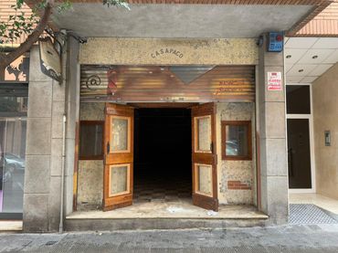 Locale commerciale in vendita a Llevant
