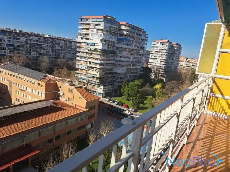 Pis amb ascensor en venda a Parque Lisboa - La Paz, imagen 4