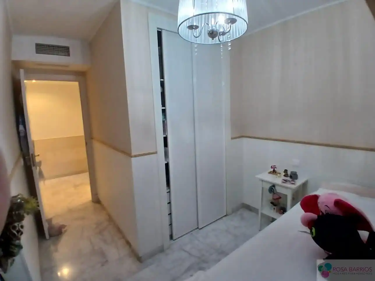 Habitación de Piso en venta en Casares con Aire acondicionado, Terraza y Piscina comunitaria