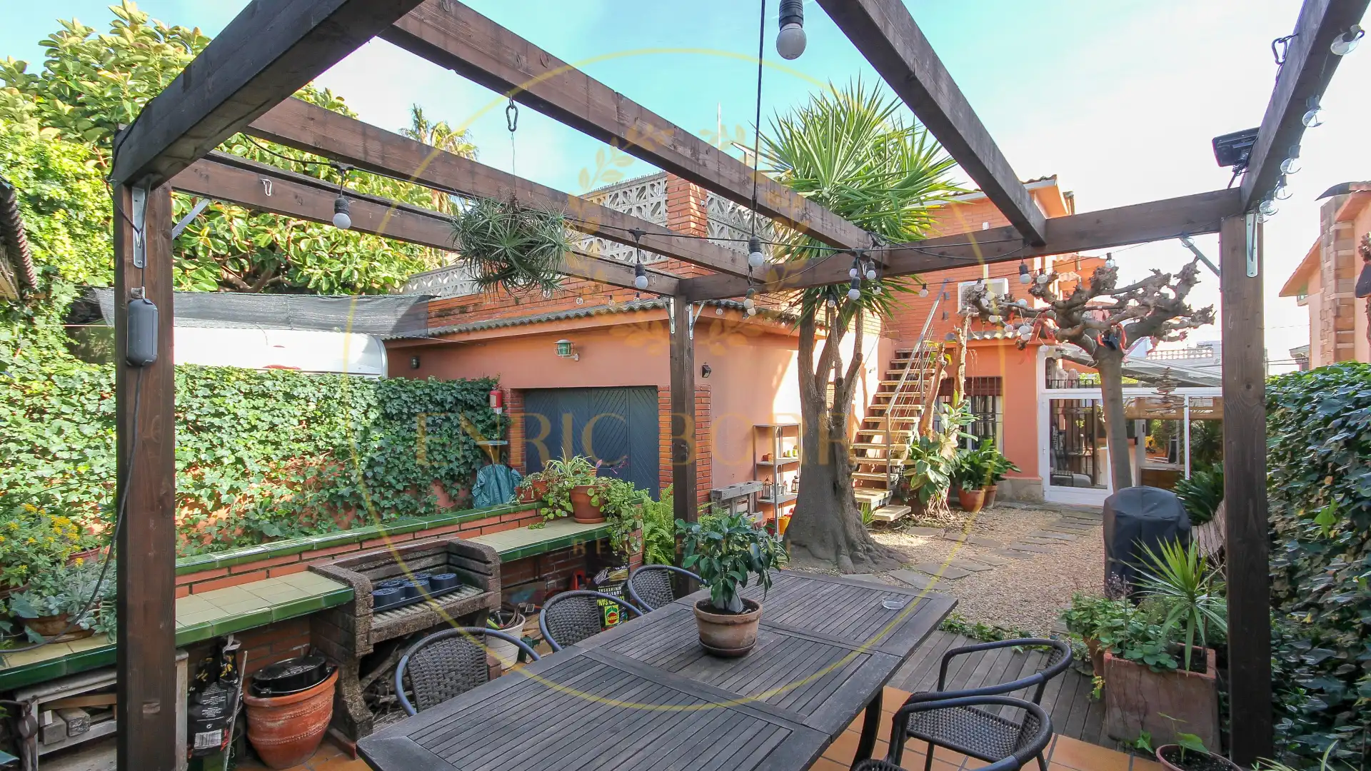 Terrassa de Casa adosada en venda en Premià de Mar amb Calefacció, Jardí privat i Parquet