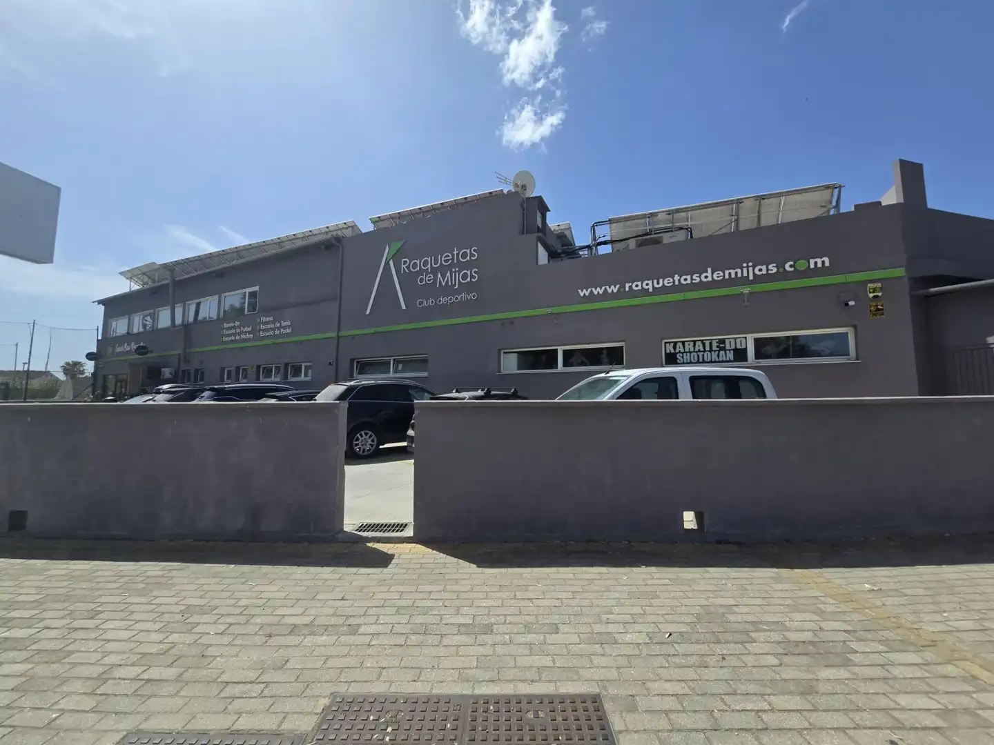 Außenansicht von Wohnung zum Verkauf in Mijas mit Klimaanlage, Terrasse und Abstellraum