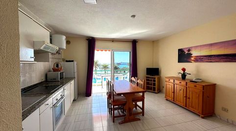Foto 3 de Piso en venta en Juan Carlos I, Los Cristianos, Arona