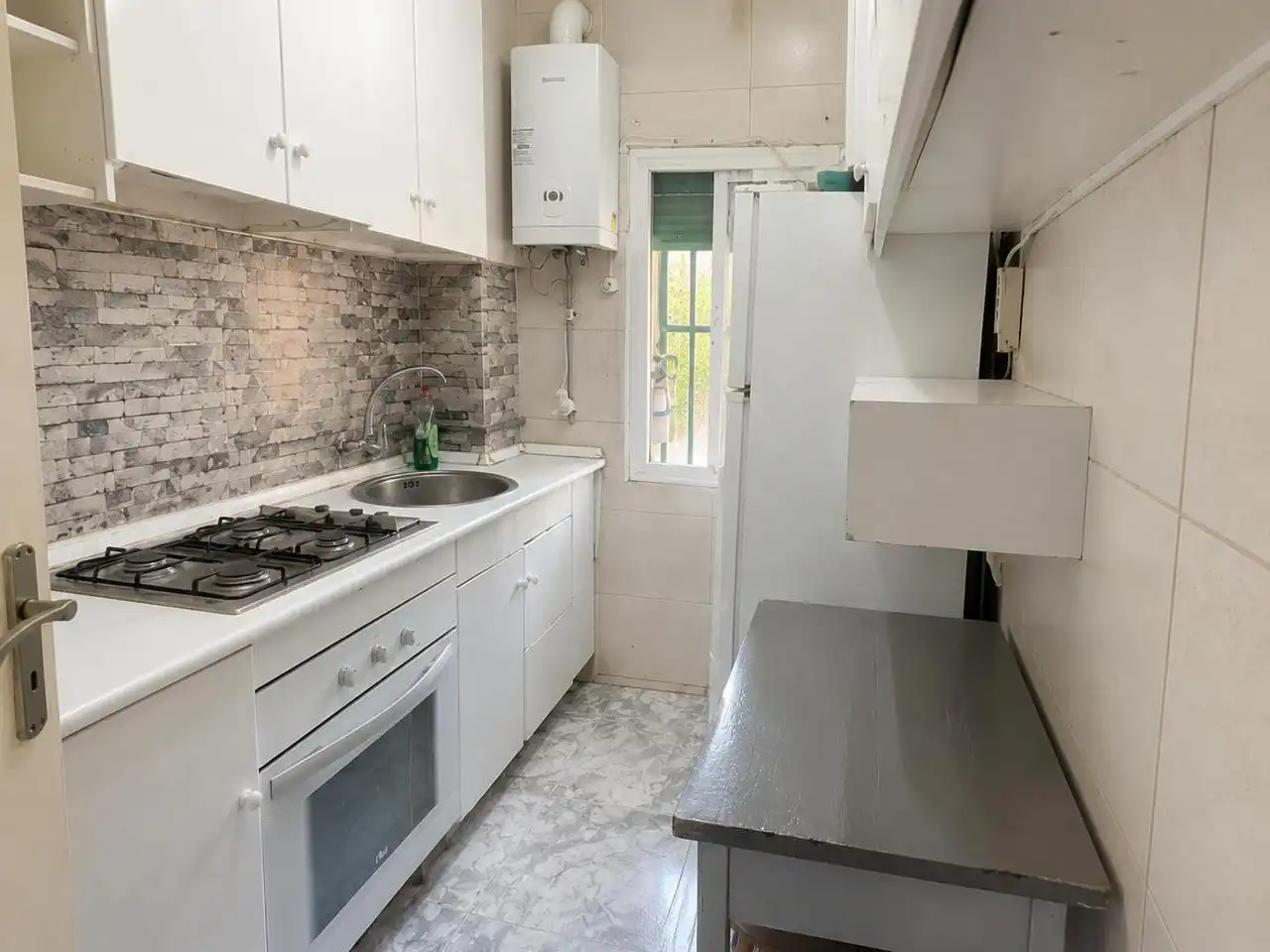 Cuina de Apartament en venda en Madrid