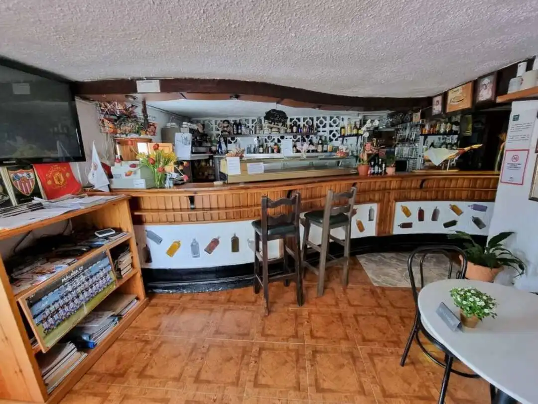 Local en venta en Estepona