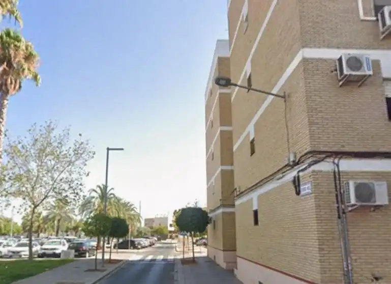 Vista exterior de Planta baja en venta en Alcalá de Guadaira con Terraza