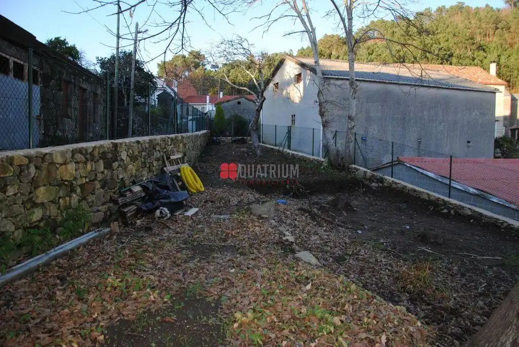 Residencial en venda en Outes
