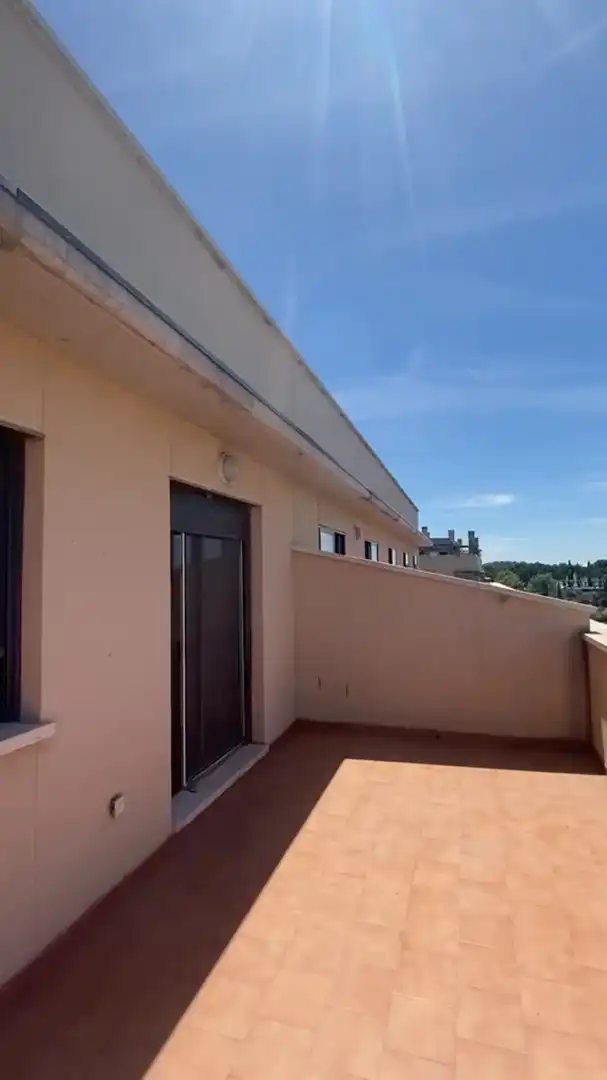 Terraza de Ático en venta en Madrid con Calefacción, Terraza y Trastero