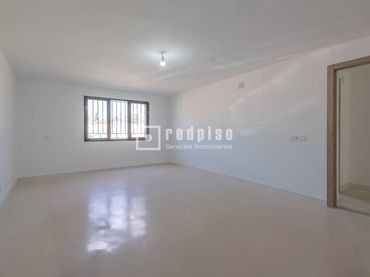 Villa con piscina in vendita a El Álamo